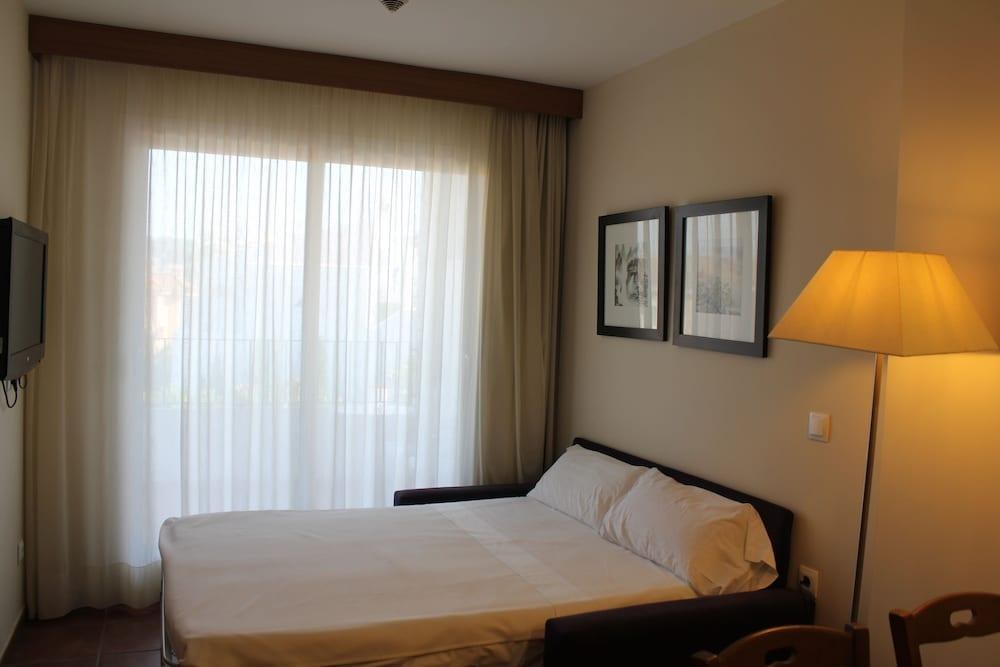 HOTEL - APARTAMENTOS PUERTO MAR photo 3