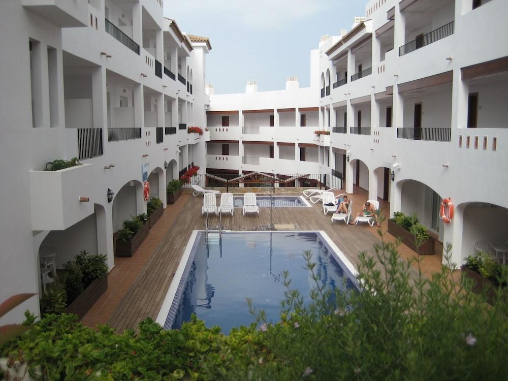HOTEL - APARTAMENTOS PUERTO MAR photo 4