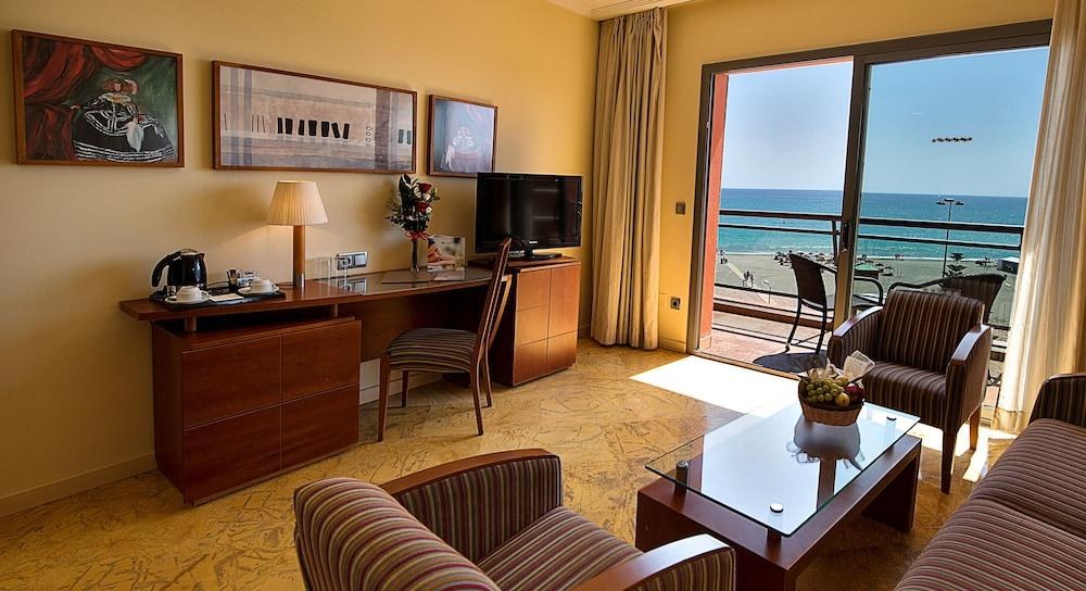 HOTEL AND SPA PROTUR ROQUETAS photo 4