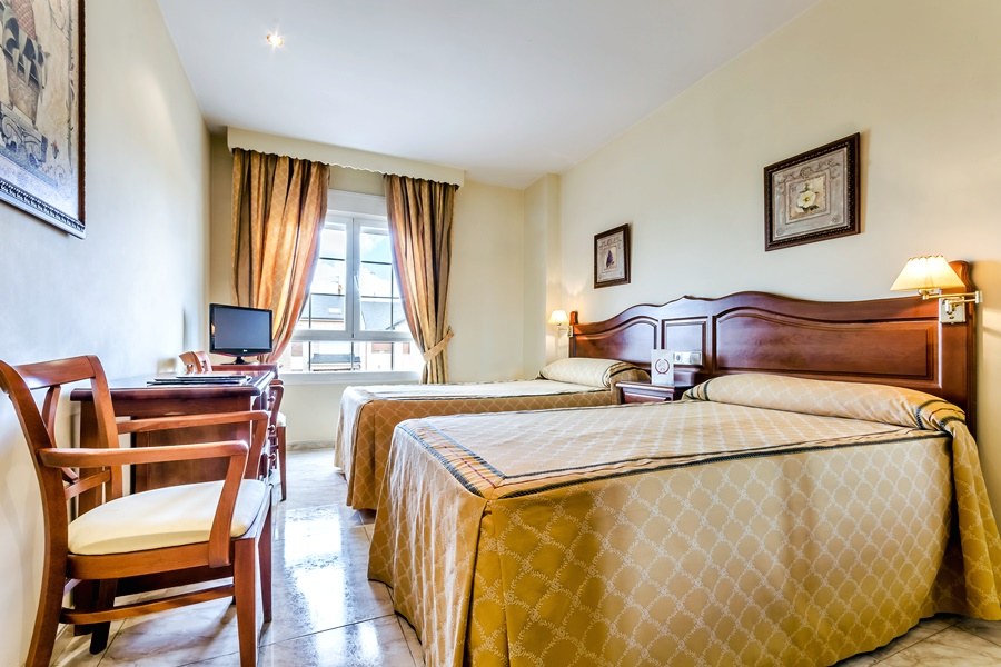 HOTEL ROMA AUREA photo 2