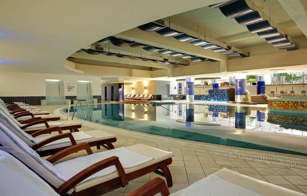 Valamar Diamant Hotel photo 3