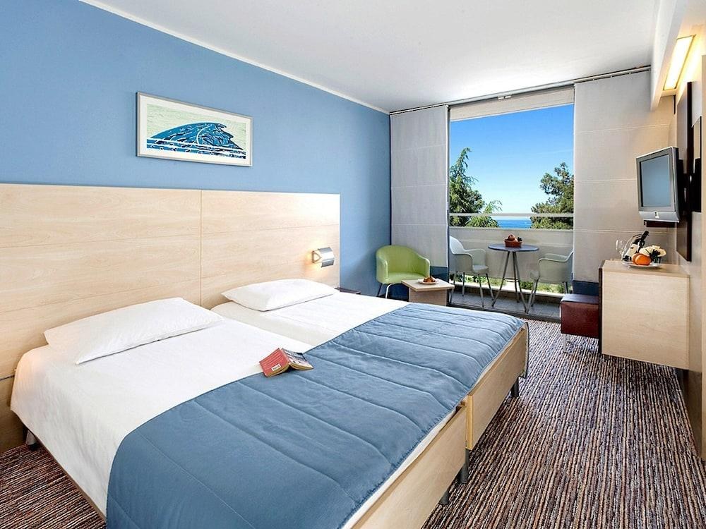Valamar Diamant Hotel photo 4