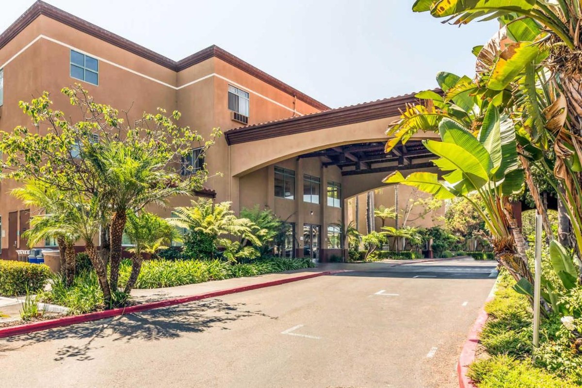 Ramada Suites by Wyndham San Diego/Hotel Circle Area