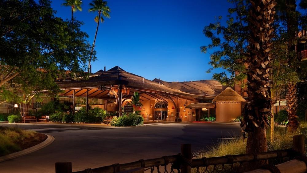 WALT DISNEY'S ANIMAL KINGDOM VILLAS PACKAGE photo 2