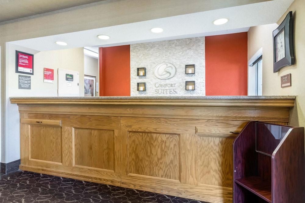 COMFORT SUITES LEXINGTON photo 2