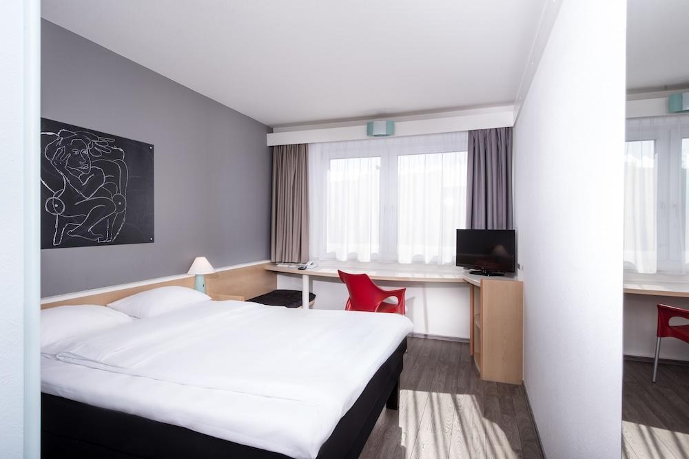 Ibis Berlin City Nord photo 3