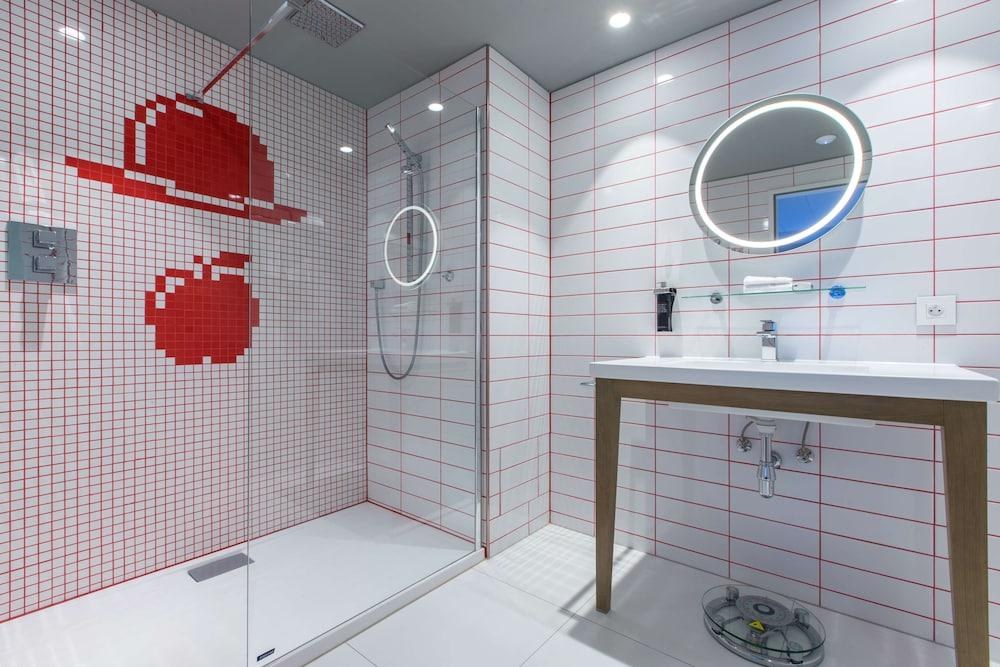 Radisson Red Hotel, Brussels photo 2