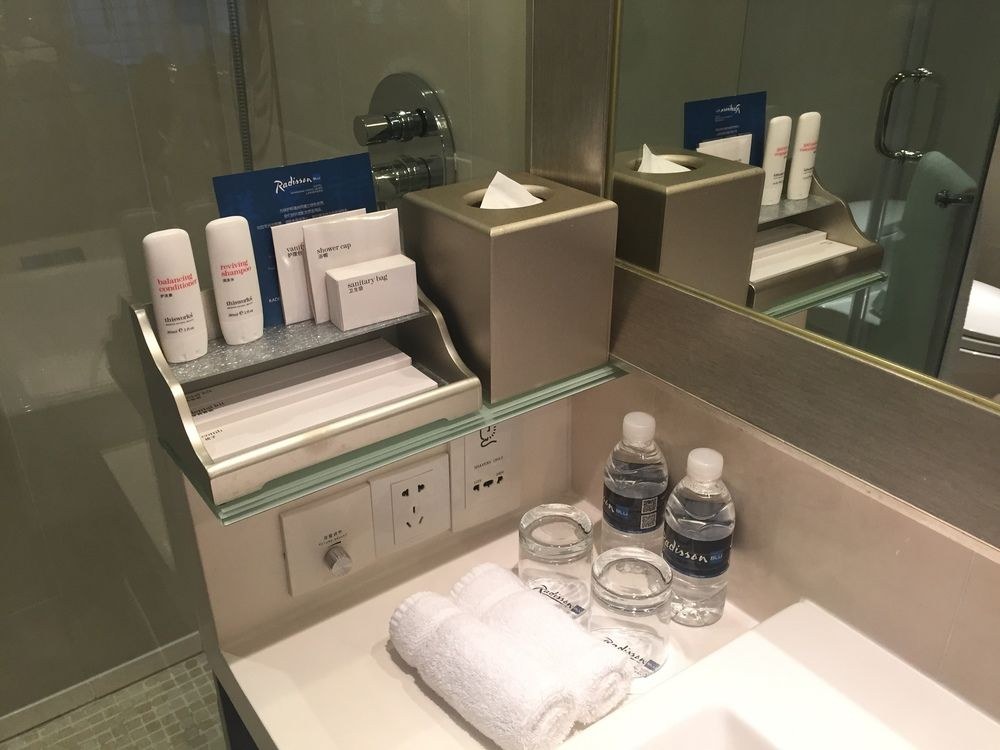 RADISSON BLU HOTEL SHANGHAI HONG QUAN