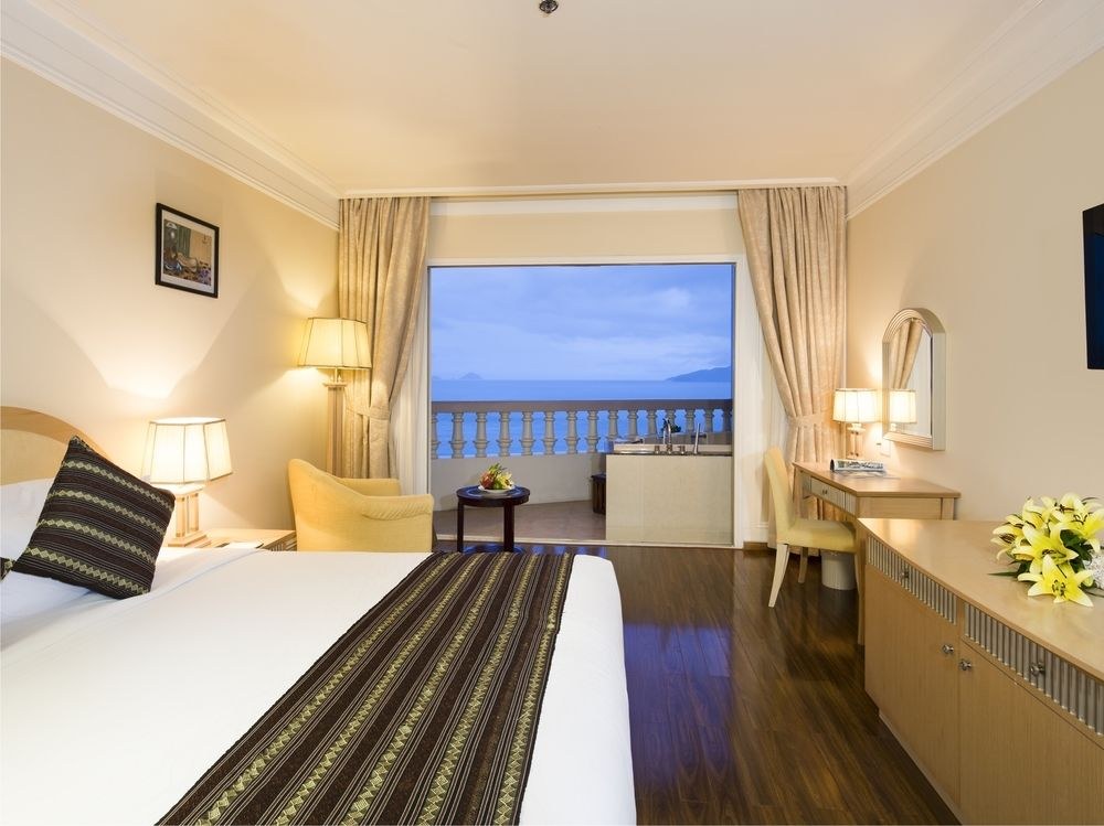 SUNRISE NHA TRANG BEACH HOTEL & SPA photo 1