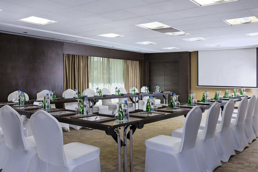 TIME OAK HOTEL & SUITES photo 1