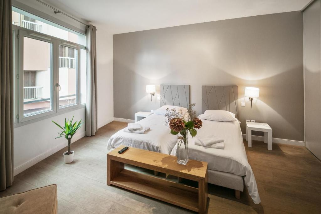 COMFORT APARTHOTEL LOURDES LORDA