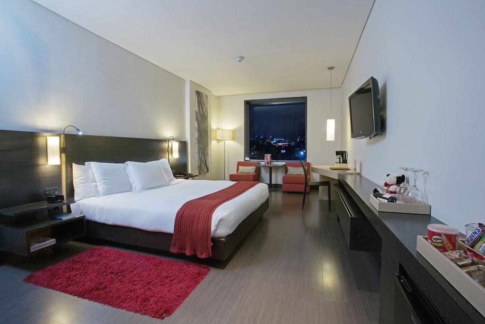 Cite Hotel photo 2