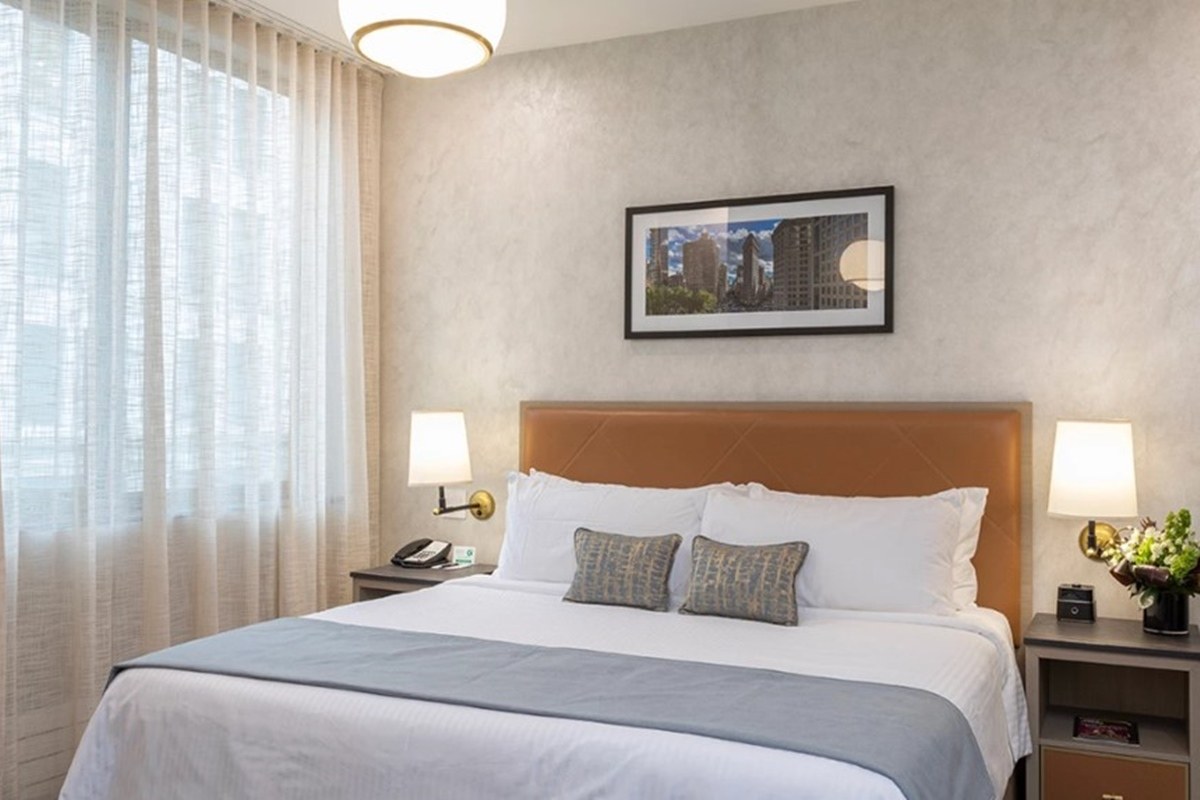 BROADWAY PLAZA HOTEL
