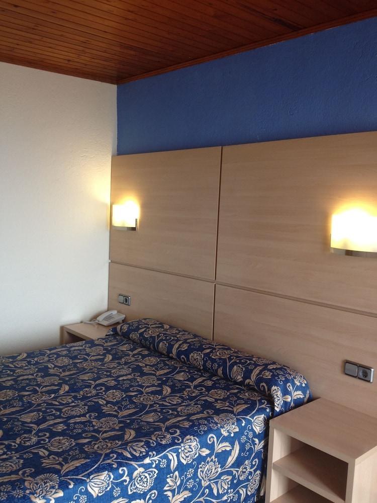GRECS HOTEL photo 2