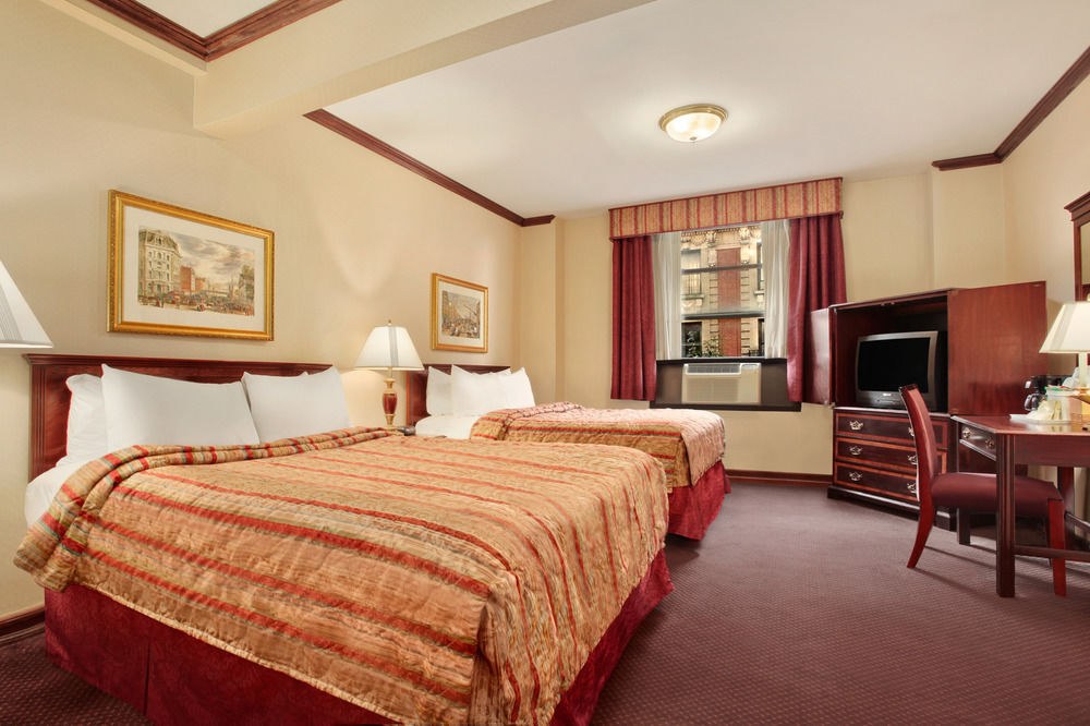 Night Hotel Broadway photo 1