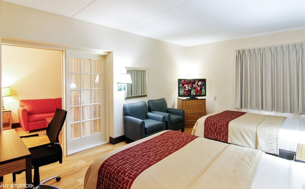 RED ROOF INN JACKSONVILLE SOUTHPOINT