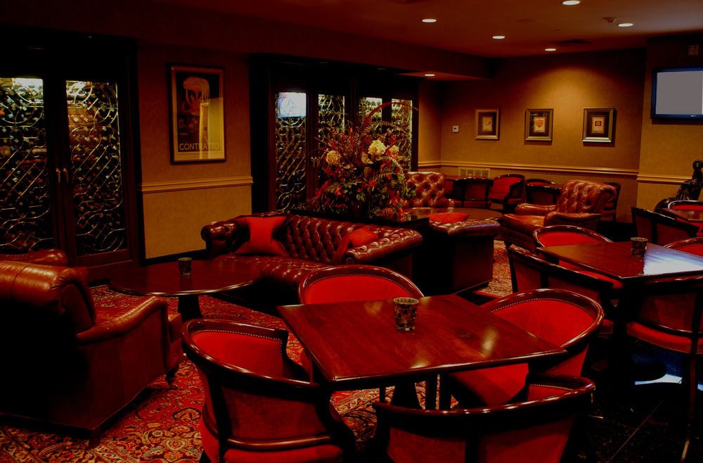 Collegian Hotel & Suites, Trademark Collection by Wyndham