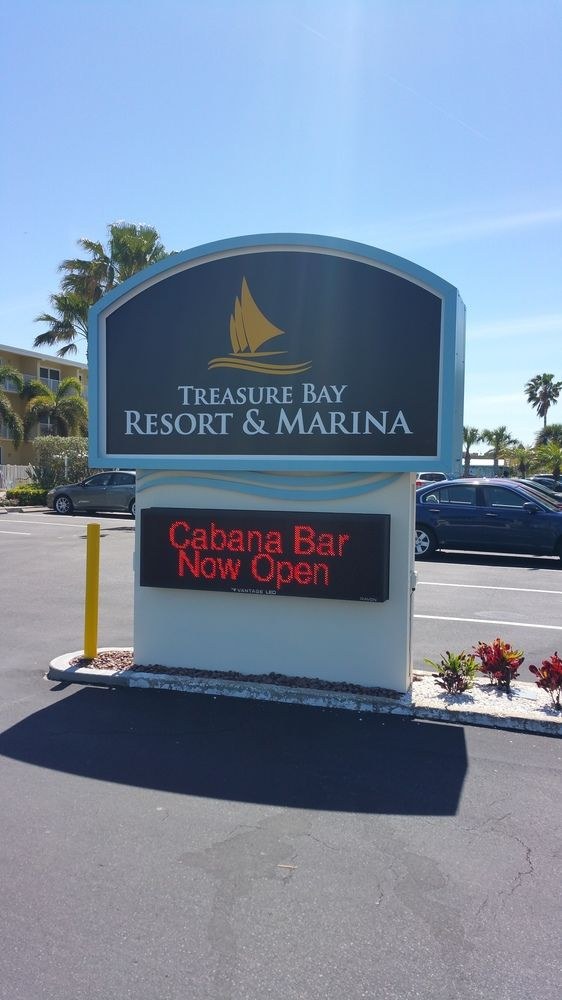 TREASURE BAY RESORT & MARINA photo 1