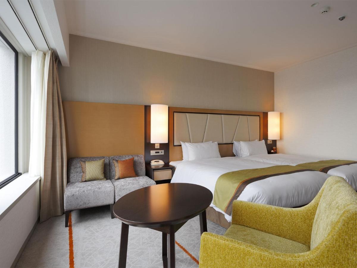 KEIO PLAZA HOTEL TOKYO