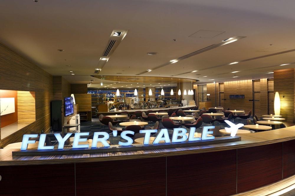 HANEDA EXCEL TOKYU photo 2