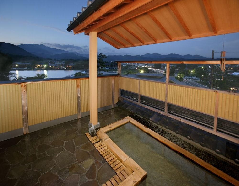 KYOTO ARASHIYAMA ONSEN RYOKAN HANAIKADA photo 3