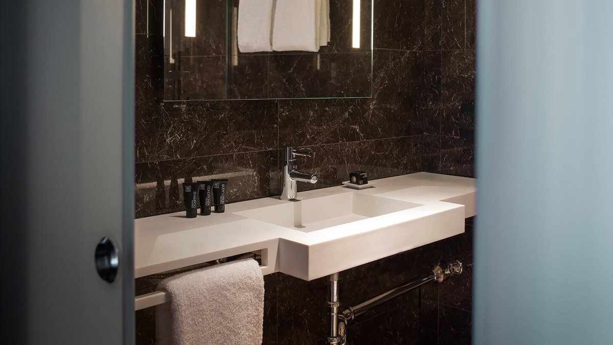 AC HOTEL BY MARRIOTT MIAMI WINWOOD photo 3