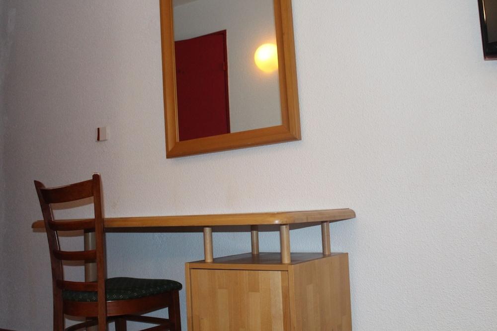 EURO HOTEL PARIS CRETEIL photo 4