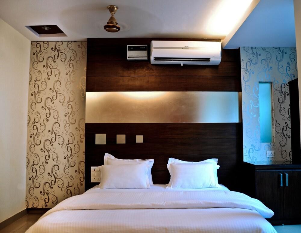 VANSON VILLA photo 3