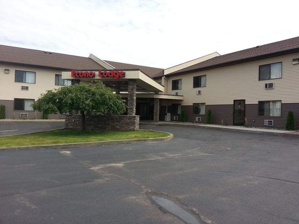 ECONO LODGE ITHACA photo 2