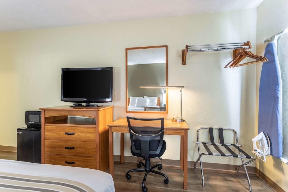 ECONO LODGE ITHACA photo 4