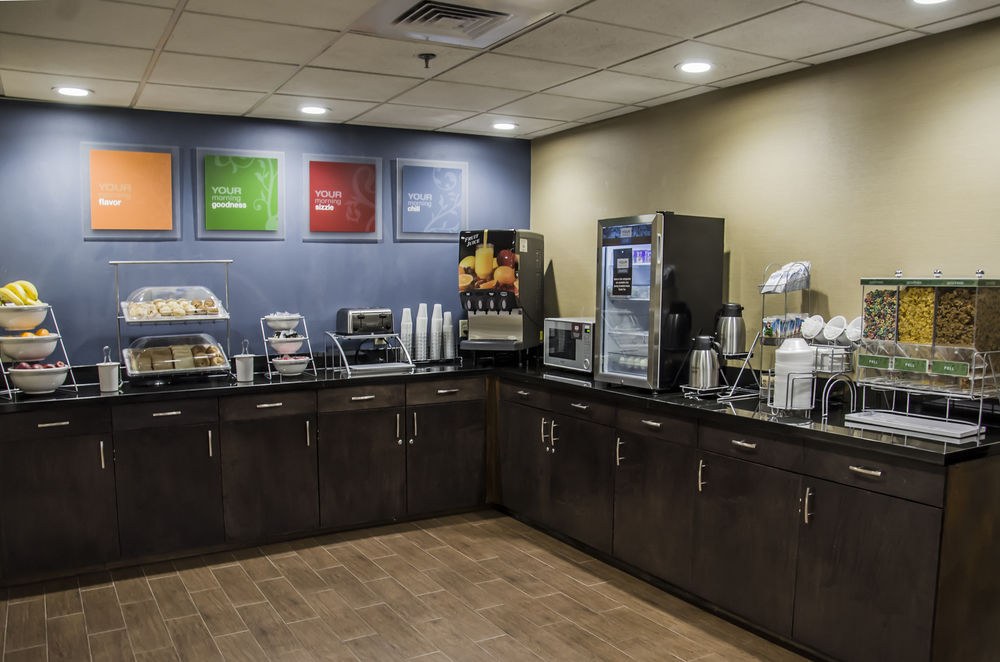 COMFORT SUITES - UNIVERSITY AREA