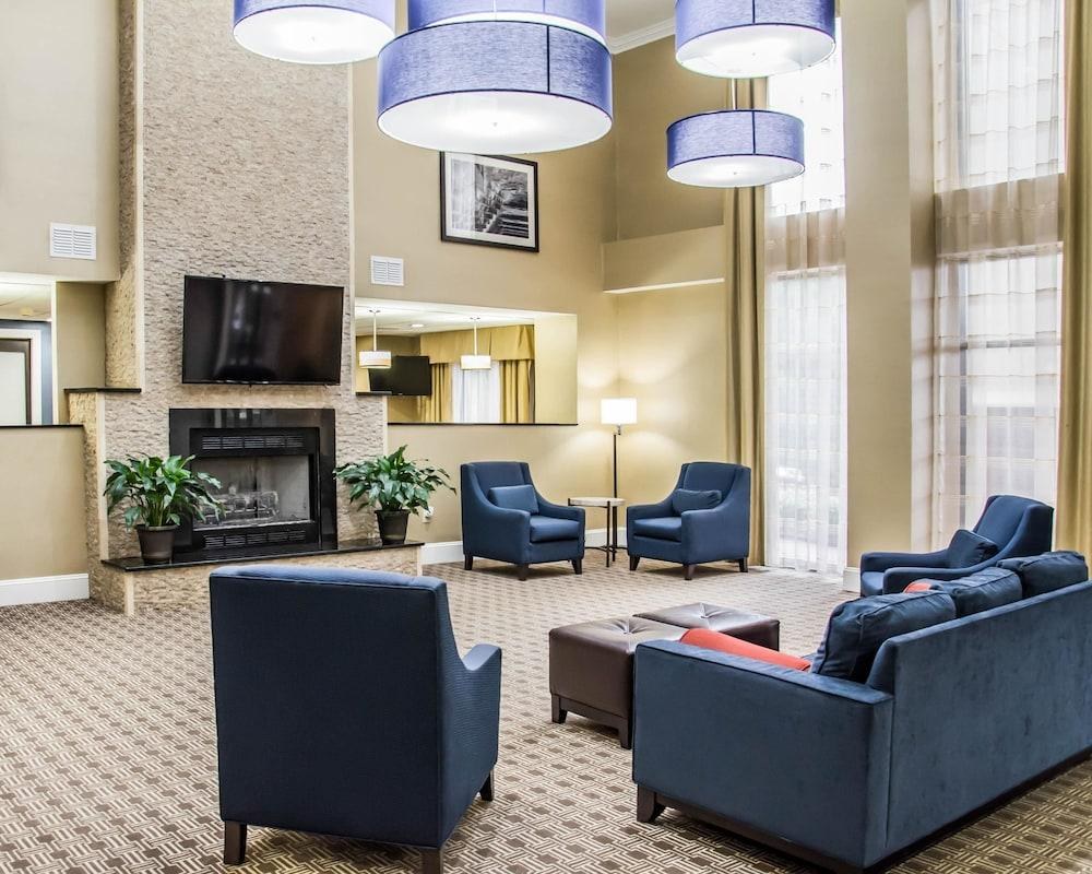 COMFORT SUITES - UNIVERSITY AREA photo 2