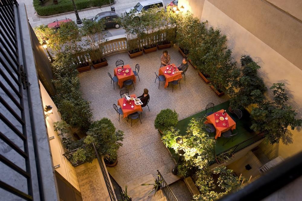 HOTEL JOLI photo 4