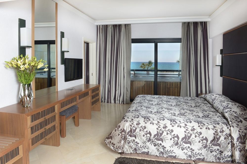 PALM BEACH HOTEL & BUNGALOWS photo 1