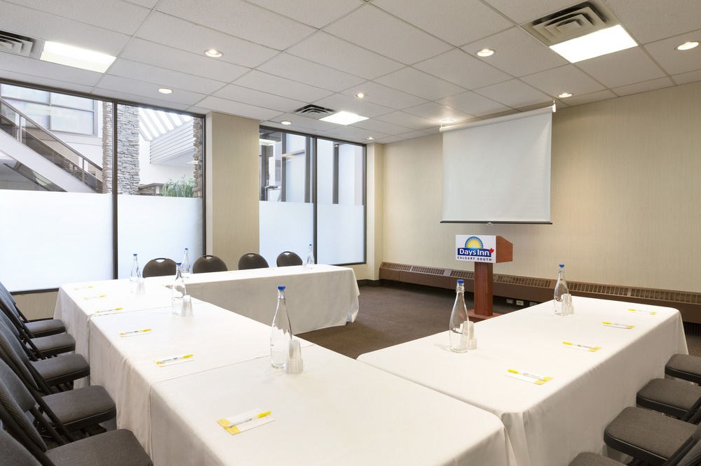 DAYS INN - CALGARY SOUTH