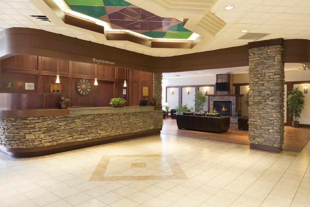 DAYS INN - CALGARY SOUTH photo 2