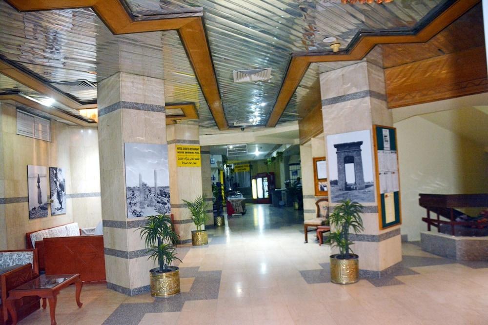 GADDIS LUXOR HOTEL, SUITES AND APARTMENTS photo 4