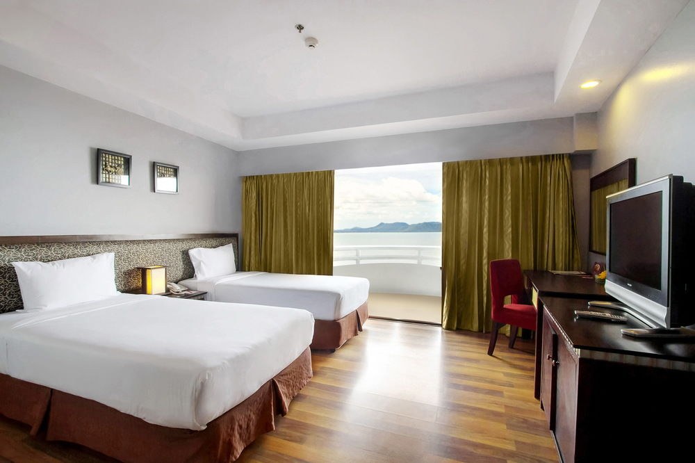 D VAREE JOMTIEN BEACH PATTAYA