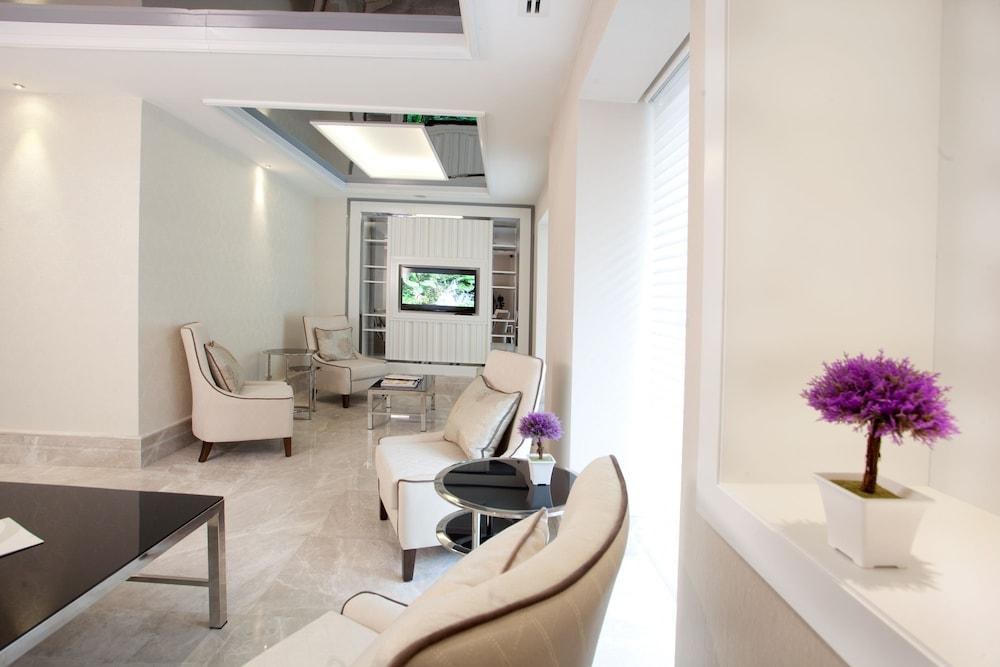 CITY CENTER HOTEL photo 4