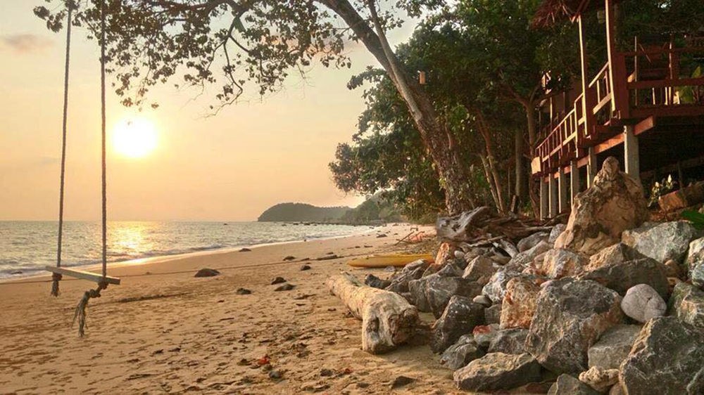 Koh Jum Resort photo 1