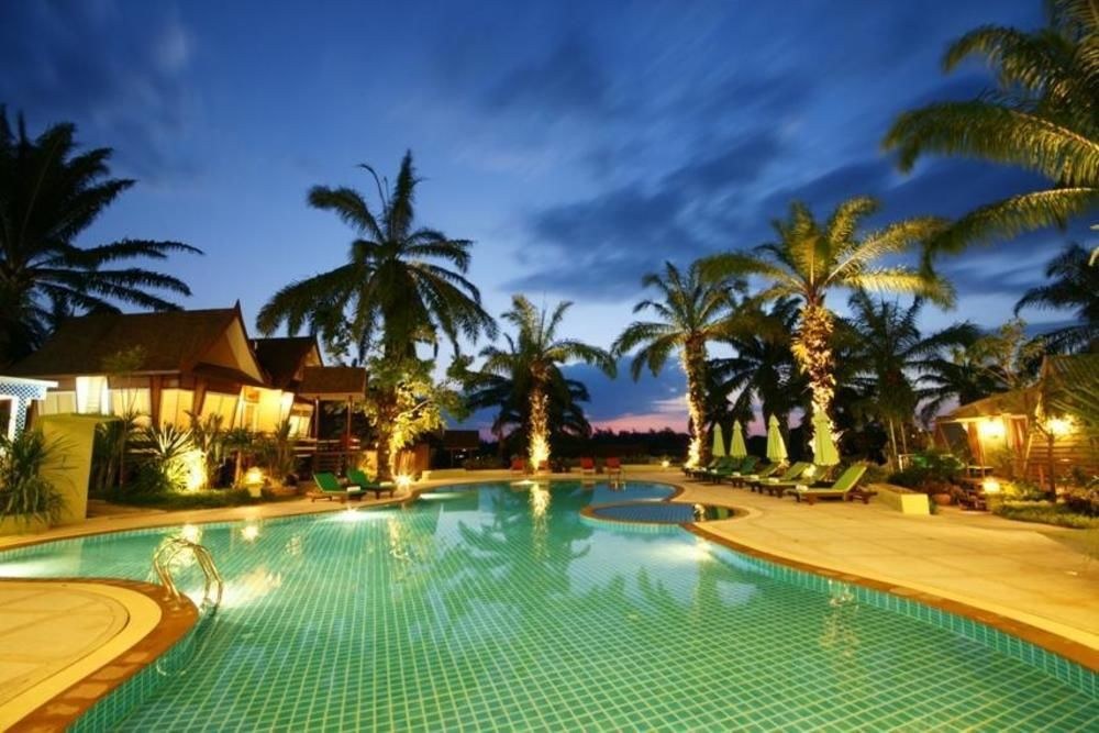 Palm Paradise Resort photo 1