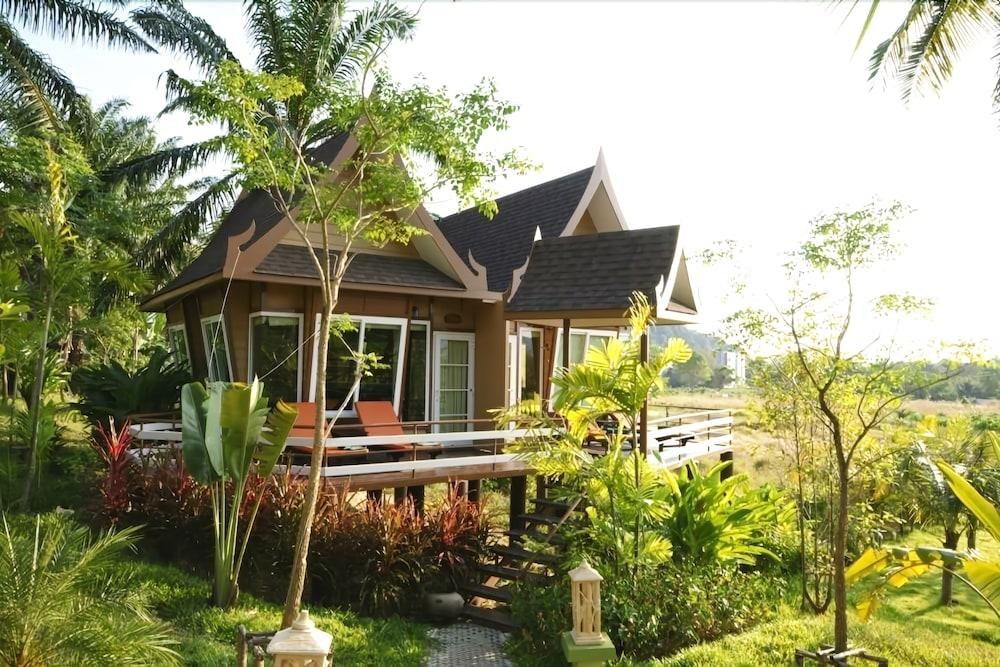 Palm Paradise Resort photo 4