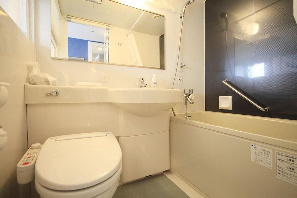 HOTEL SUNROUTE SHINBASHI photo 2
