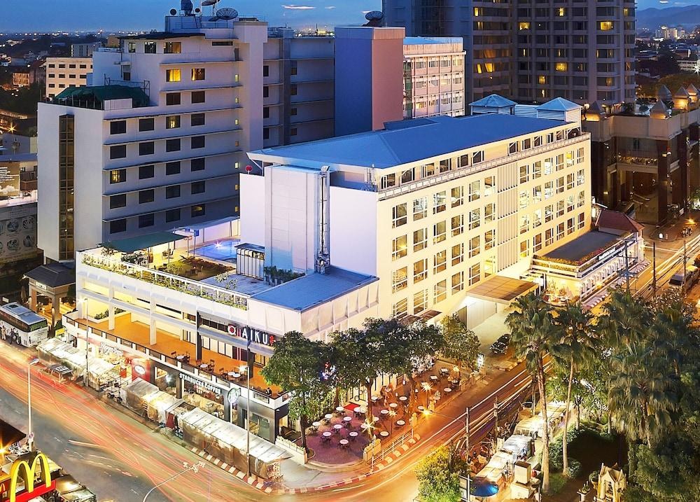 MOVENPICK SURIWONGSE HOTEL CHIANG MAI photo 2