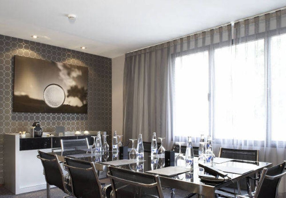 AC HOTEL VICTORIA SUITES photo 3
