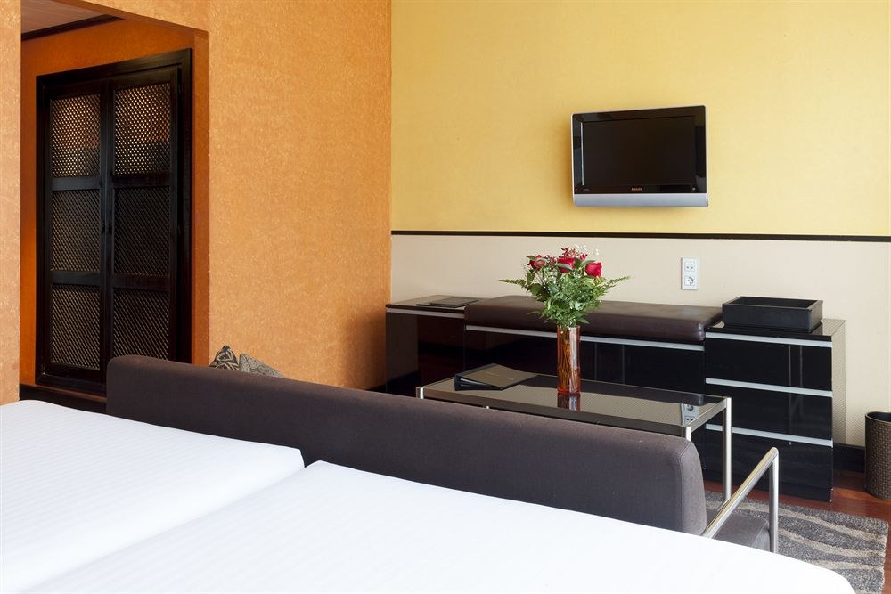 HOTEL PALACIO DE SANTA PAULA, AUTOGRAPH COLLECTION photo 3