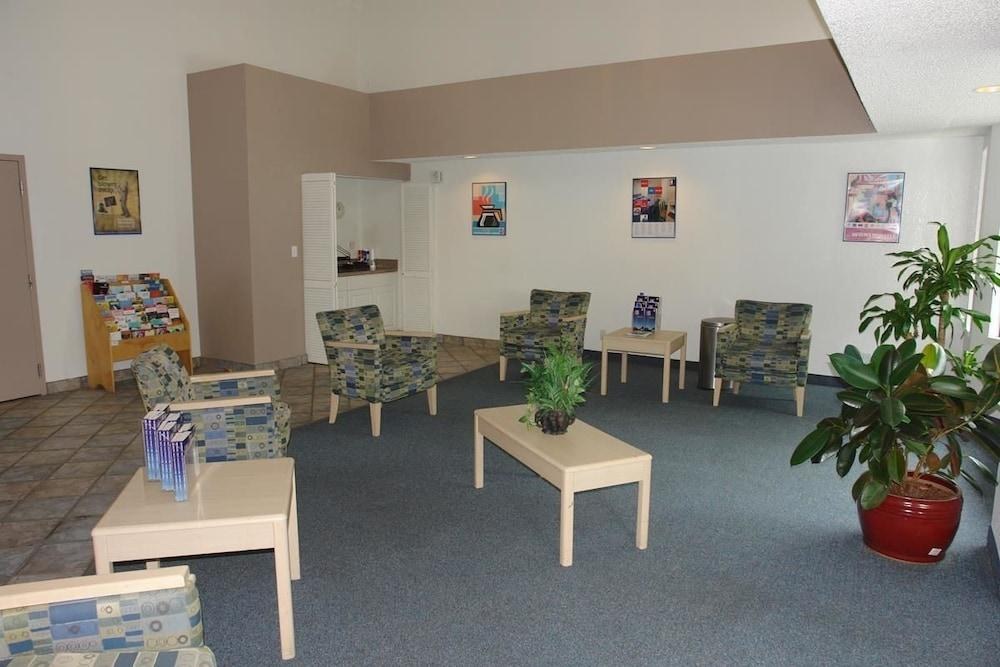 Motel 6-Albany, NY photo 2