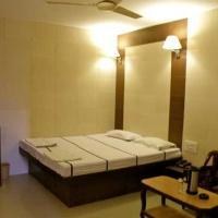 GOLDEN HOTEL photo 2