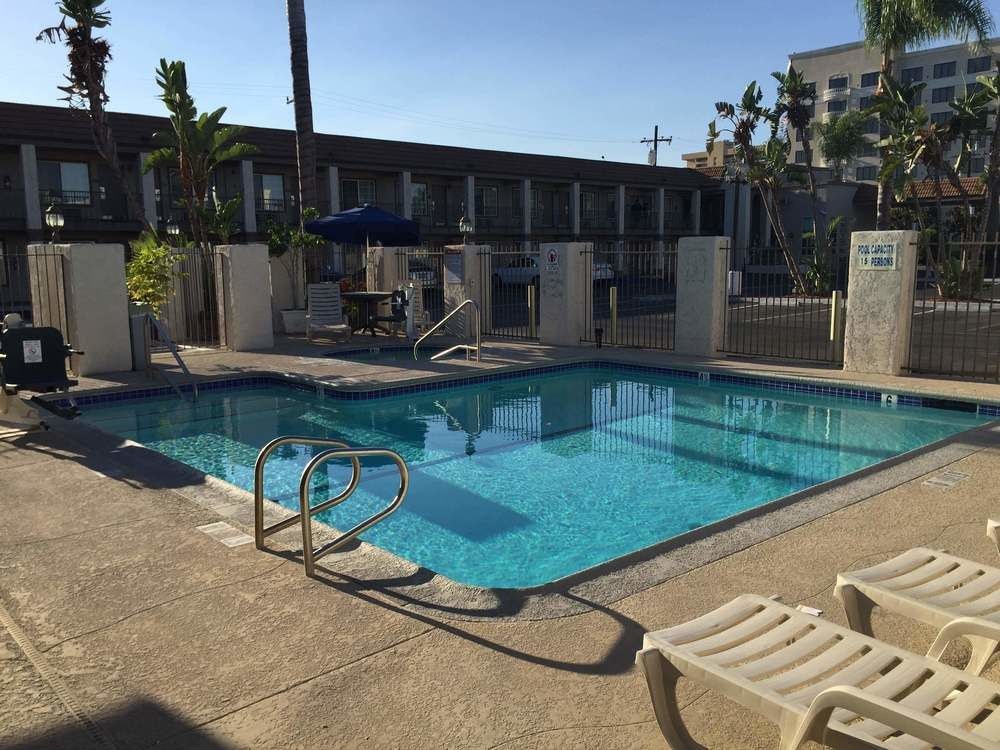 ANAHEIM EXPRESS INN photo 1