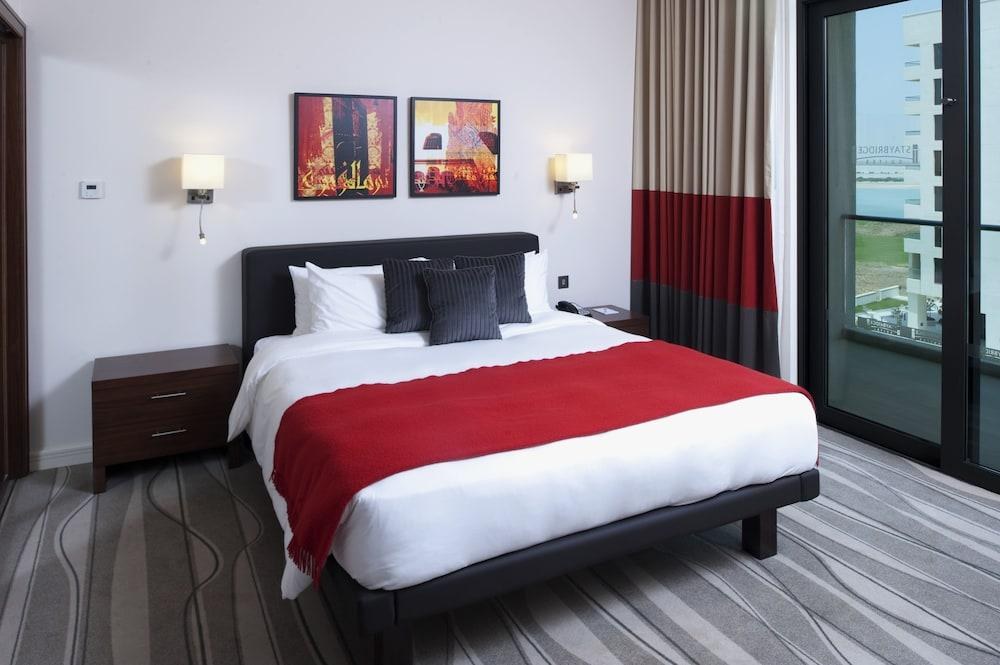 Staybridge Suites Abu Dhabi Yas Island photo 4